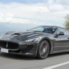 Ile kosztuje Maserati? Ceny modeli i co wpływa na ich wartość