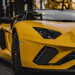 Ile kosztuje wypożyczenie lamborghini? Zaskakujące ceny i oferty