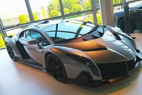 Ile kosztuje lamborghini? Zaskakujące ceny różnych modeli luksusowych samochodów