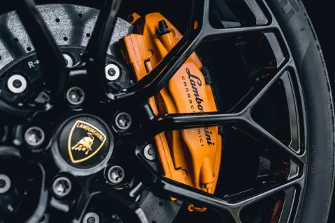 Lamborghini jaki kraj - zaskakująca historia włoskiej marki samochodów