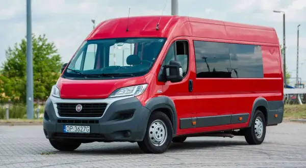 Ile kosztuje bus do Anglii? Sprawdź ceny i opcje przewozu