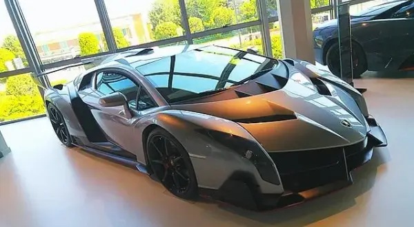 Ile kosztuje lamborghini? Zaskakujące ceny różnych modeli luksusowych samochodów