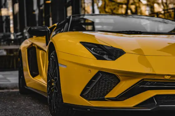 Ile kosztuje wypożyczenie lamborghini? Zaskakujące ceny i oferty
