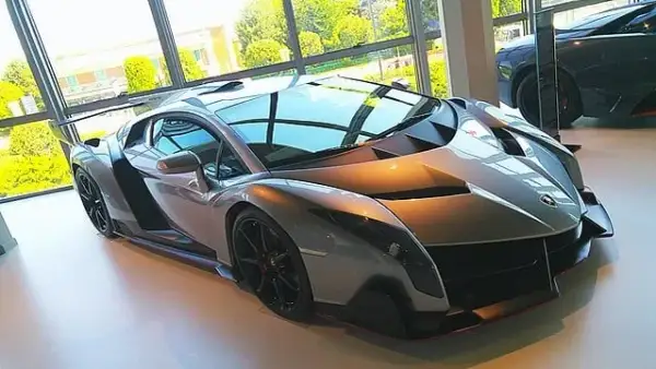 Ile kosztuje lamborghini? Zaskakujące ceny różnych modeli luksusowych samochodów